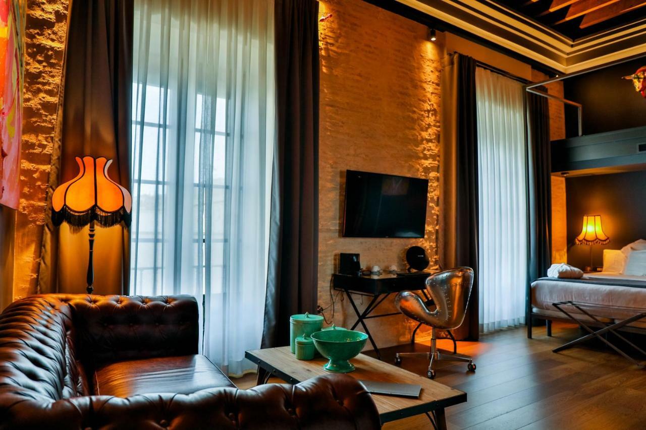 Hotel Lobby セビリア エクステリア 写真 Suite
