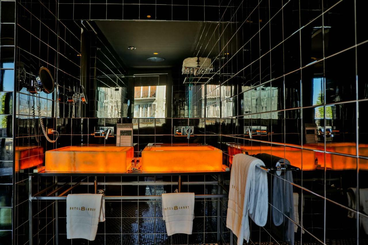 Hotel Lobby セビリア エクステリア 写真 Bathroom at Hotel 114